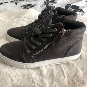 amal high top sneaker